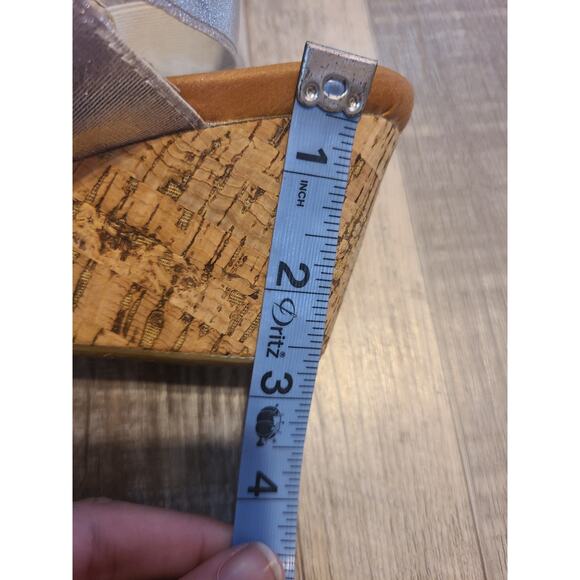 Cherie silver 3inch wedge size 7.5M woman's shoe - Picture 9 of 10